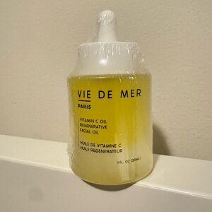 Vie De Mer Vitamin C Facial Oil